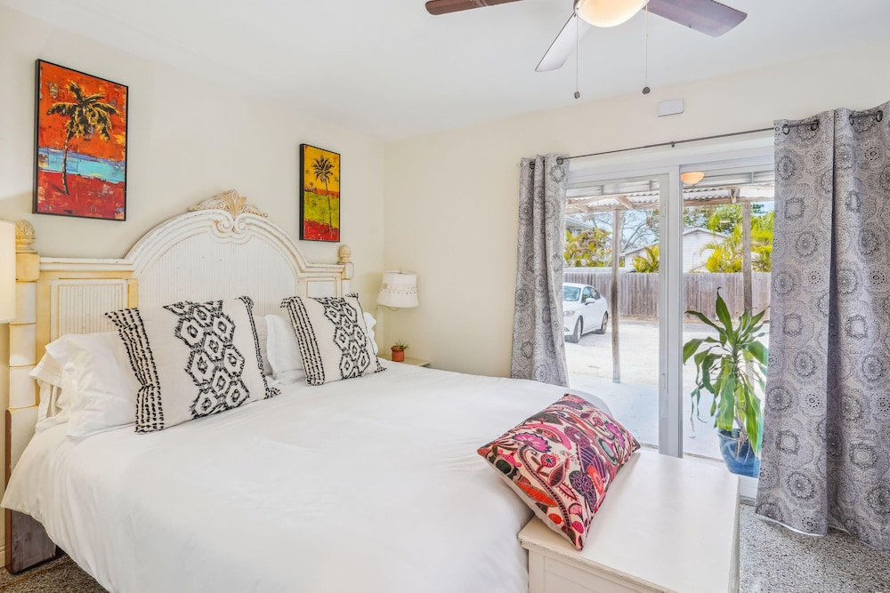 Beach Quarters ALL