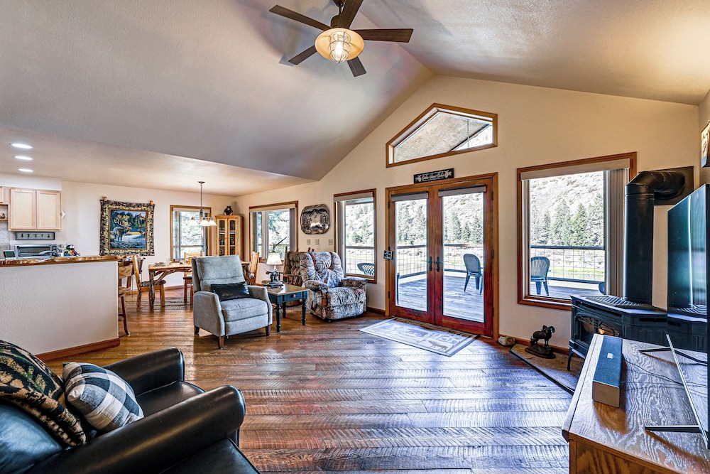 Hike, Fish & Unwind: Remote Escape in Montana