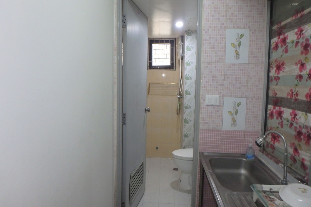 Rama 3 Sunrise Hostel