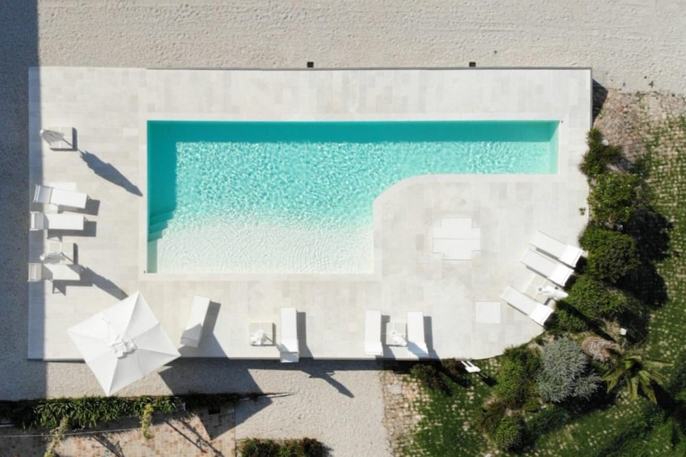 Manor in Marche With Pool Near Adriatic