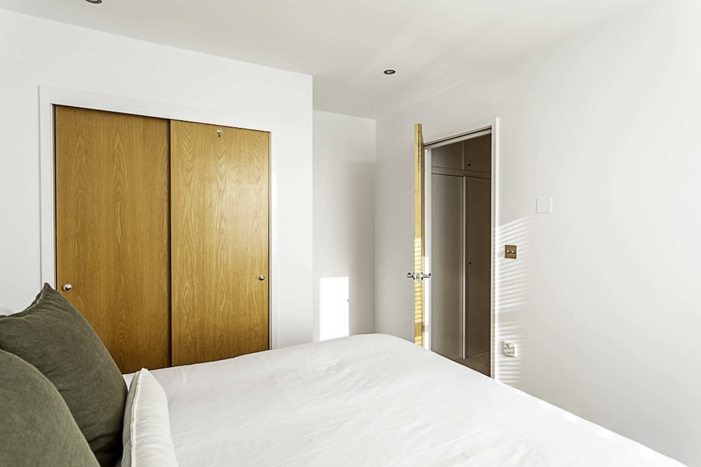 Elegant 3 bed Apartment in Earls Court