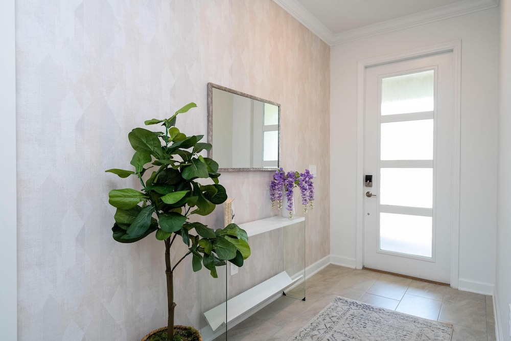 1153 KS -luxury Oasis 5br/5ba Home, Private Pool