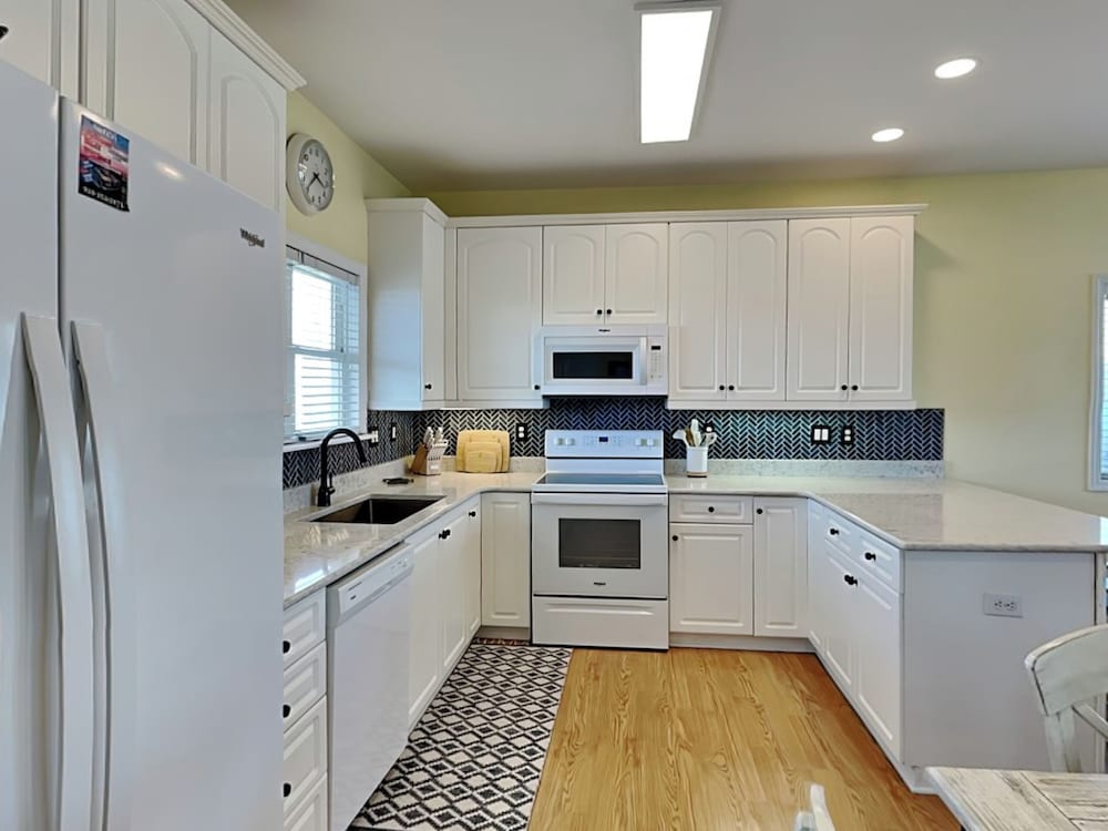 Ocean Splendor by Topsail Realty