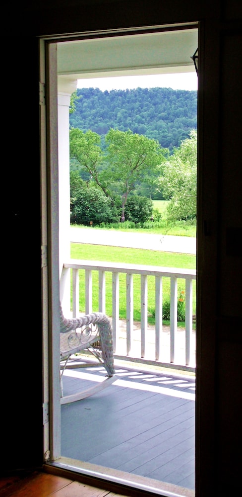 The Hann Homestead Inn