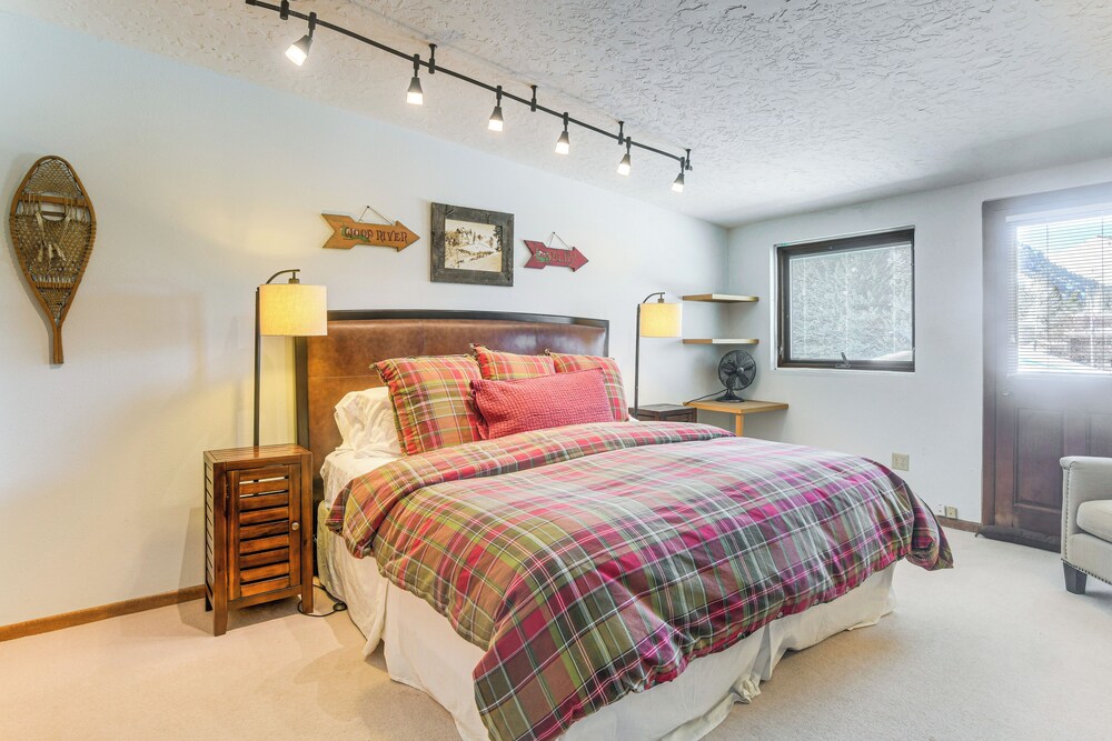2 Mi to Sun Valley Resort: Walkable Condo!