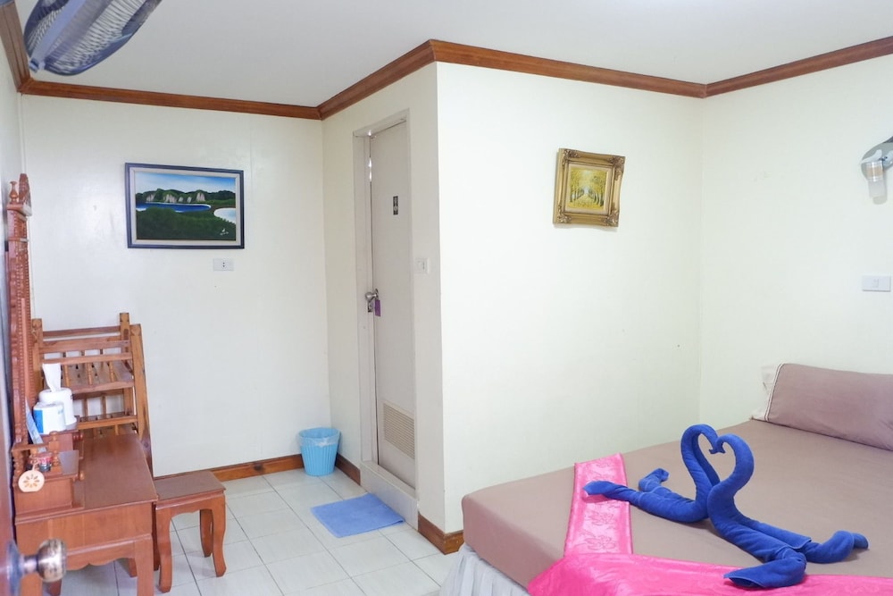 Harmony House - Hostel