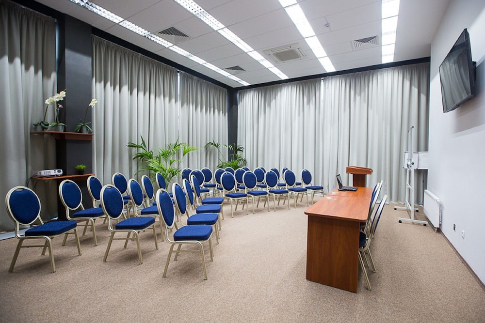 meeting & event spaces