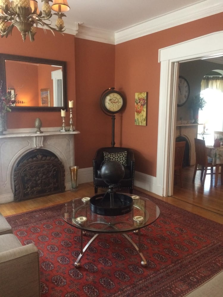 Portland Vacations - Inn at Park Spring - Property Image 13