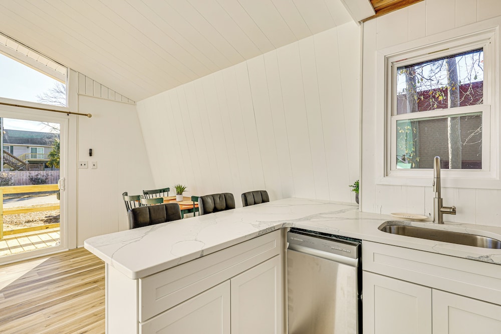 Boat, Fish & Bike: Oak Island Home w/ Large Yard