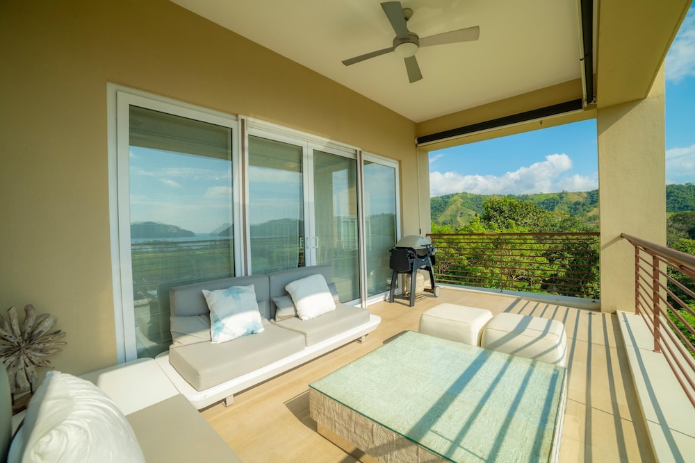 Miramar 5D -3 Bedr 3 Bath Ocean View