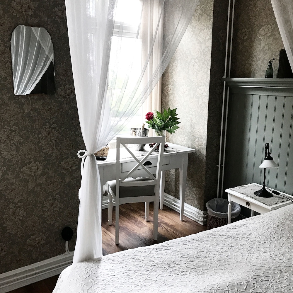 Okens Bed & Breakfast