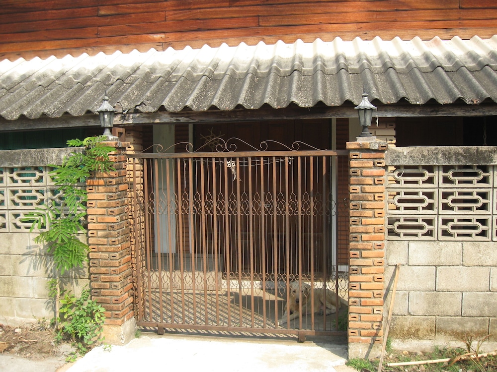 Ban Muang Pon Home Stay