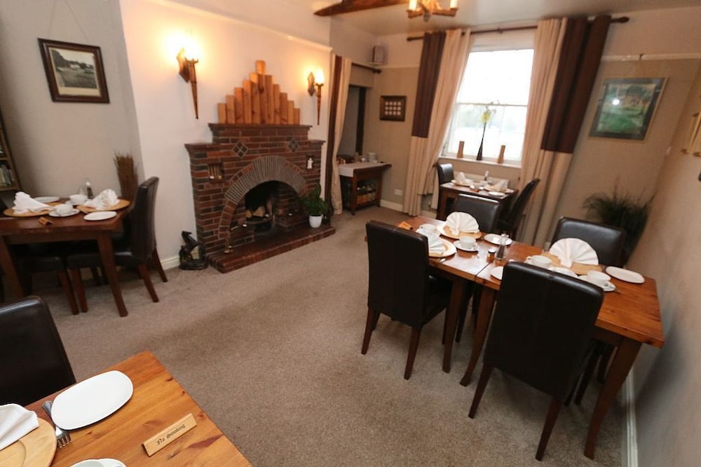 Ternhill Farm House