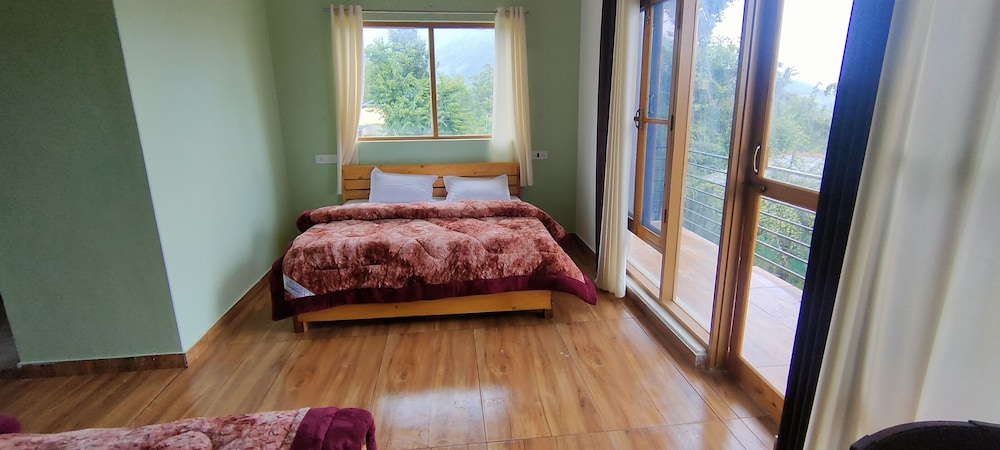 Photo 10