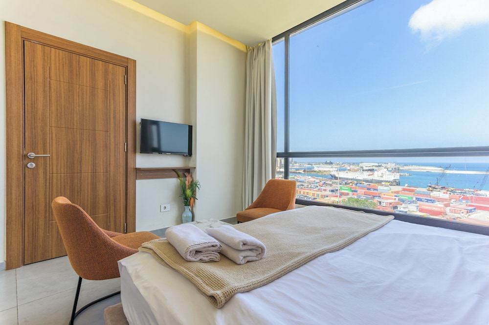 Gate 9 Tower -Studios & Apts Mar Mikhael