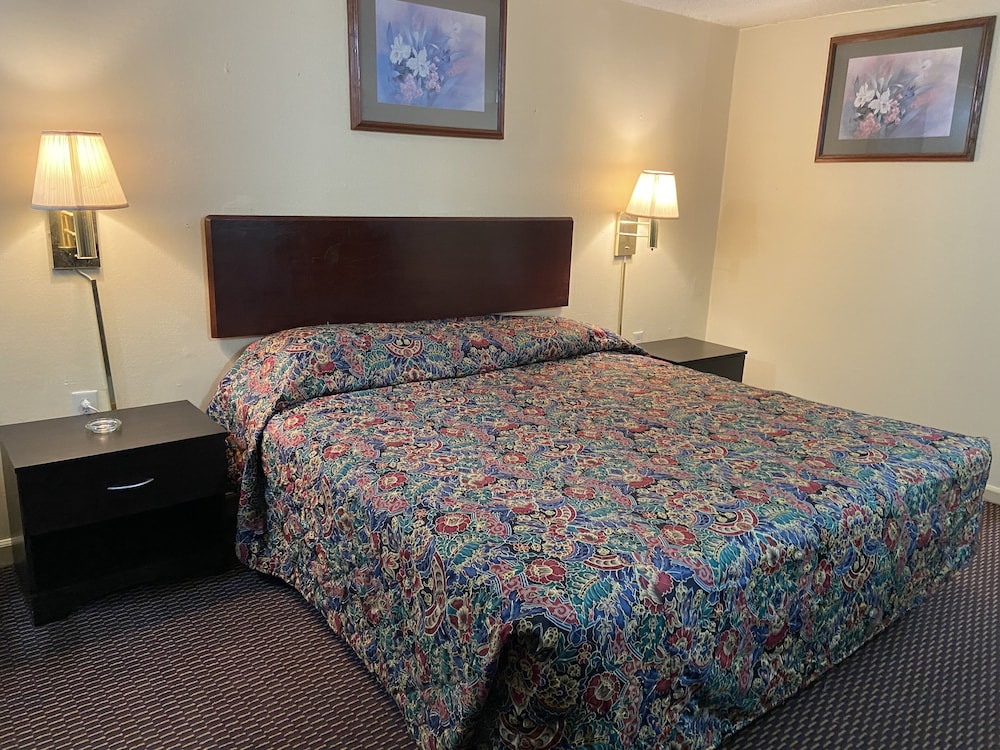 Corbin Vacations - Corbin Inn - Property Image 18