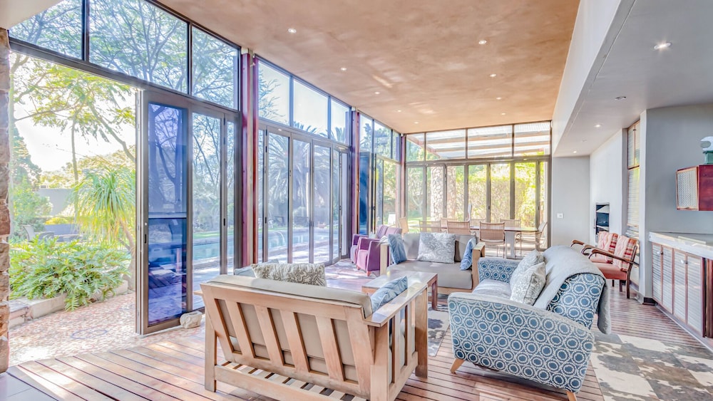 House Sunbeam GuestHouse