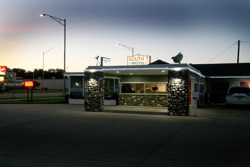 South T Motel