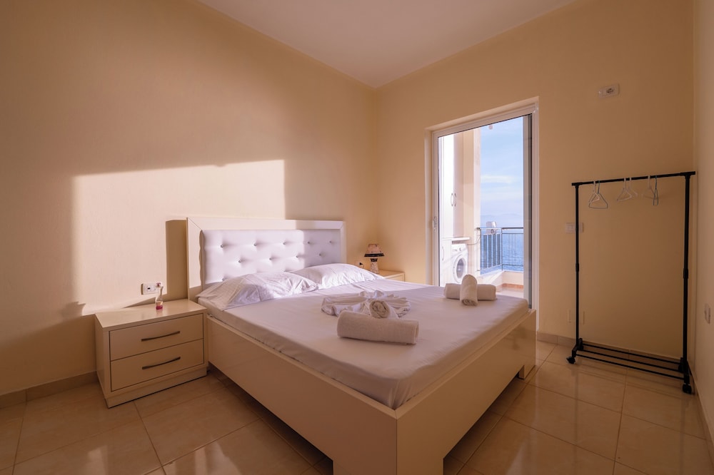 StarLight Apartments 1