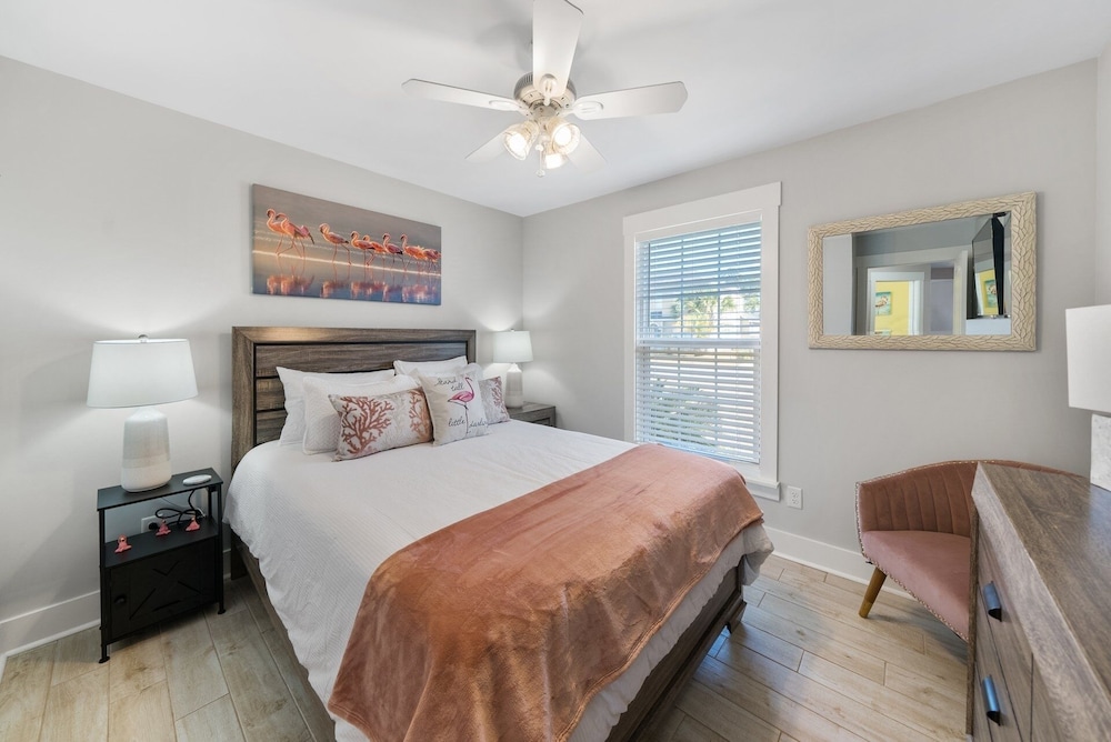 Lakeside Dream 4 Bedroom Home