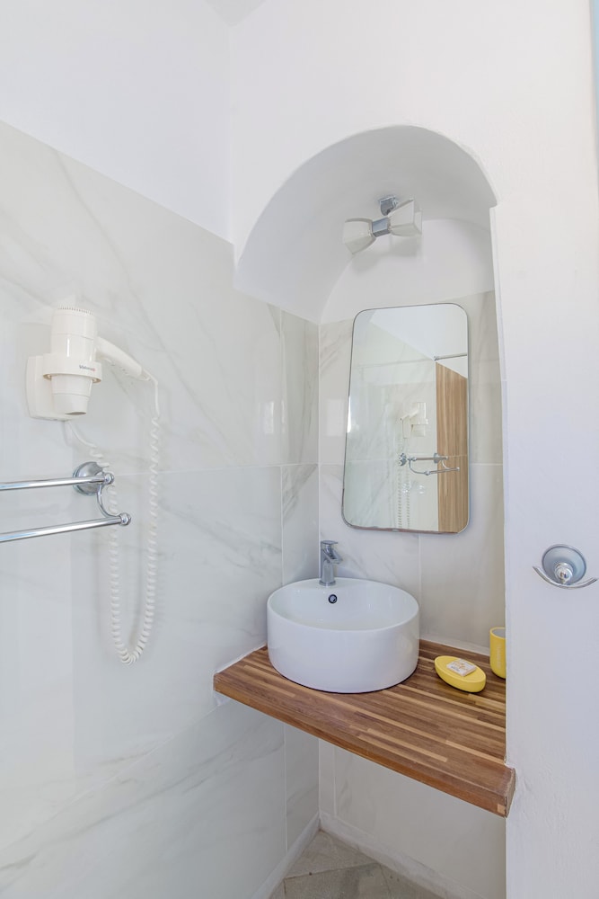 Glyfa Village photo 4