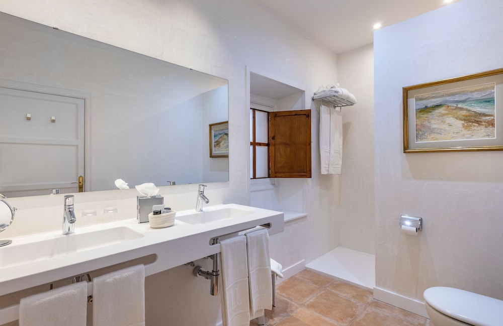 Pollensa Vacations - Hotel Llenaire - Property Image 7