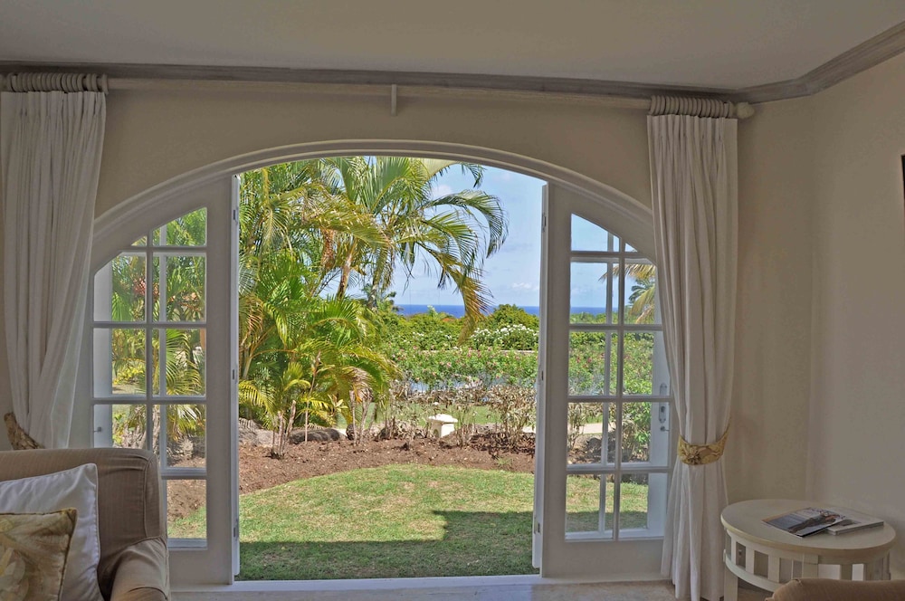 Royal Villa by Island Villas