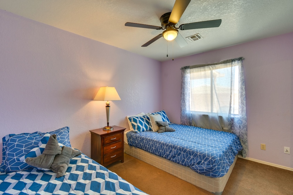 Bullhead City Home < 2 Mi to Colorado River! view 5