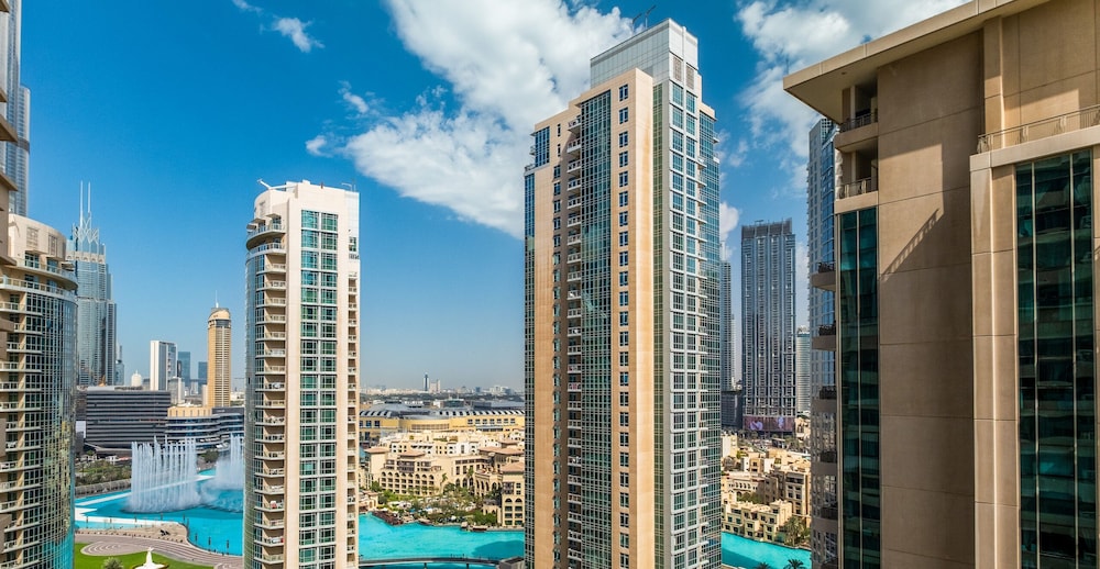 LUX Burj Khalifa Fountain View Suite 2