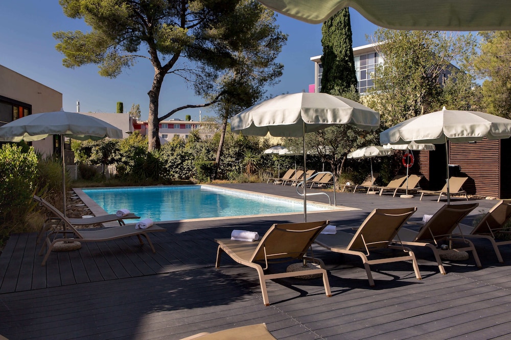 Vitrolles Vacations - Holiday Inn Marseille Airport, an IHG Hotel - Property Image 1