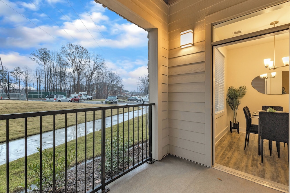 Luxe 3BR Suite Mins to Downtown Durham