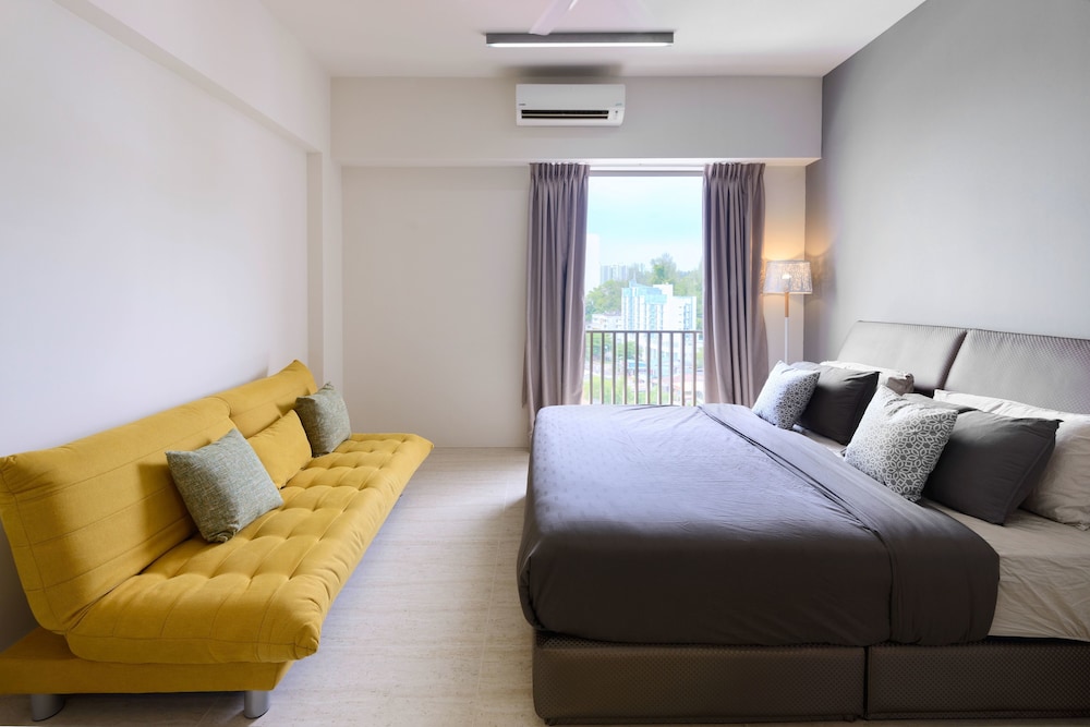 2 Bedrooms Apartment By The Sea photo 5