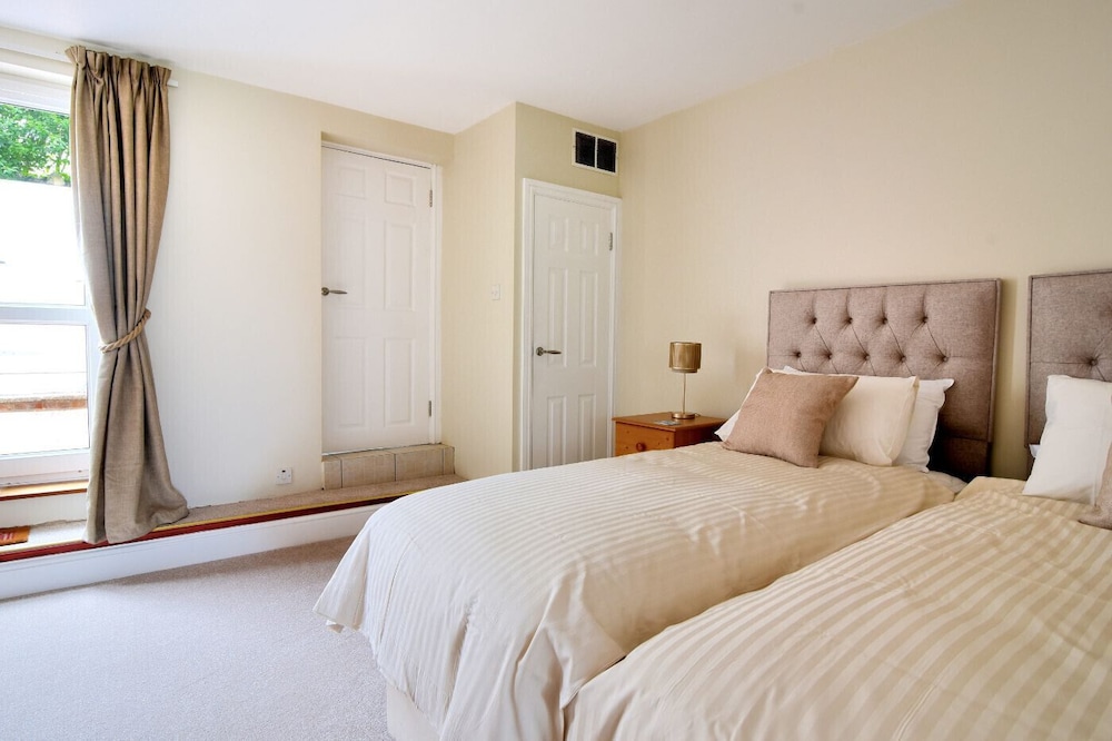The Garden Suite