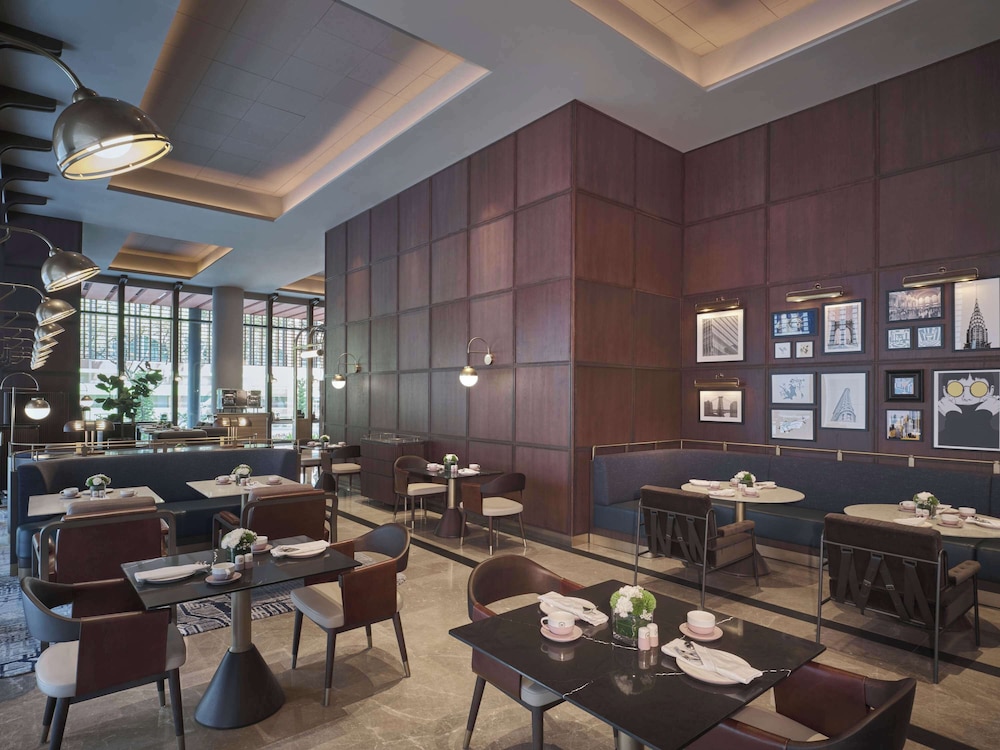 Pullman Singapore Hill Street 38