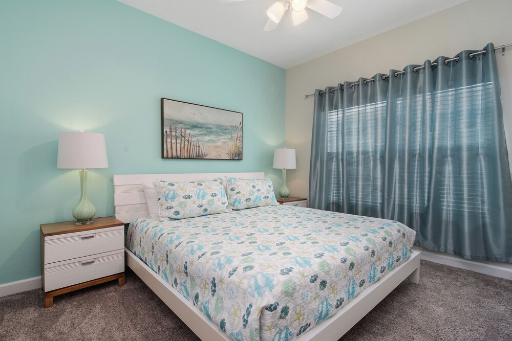 Four Bedroom Close to Disney w Screened Pool Storeylake 4910 - Image 4