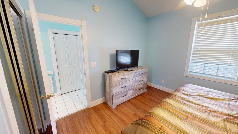 Magnolia Place 4627-302 1 Bedroom Condo