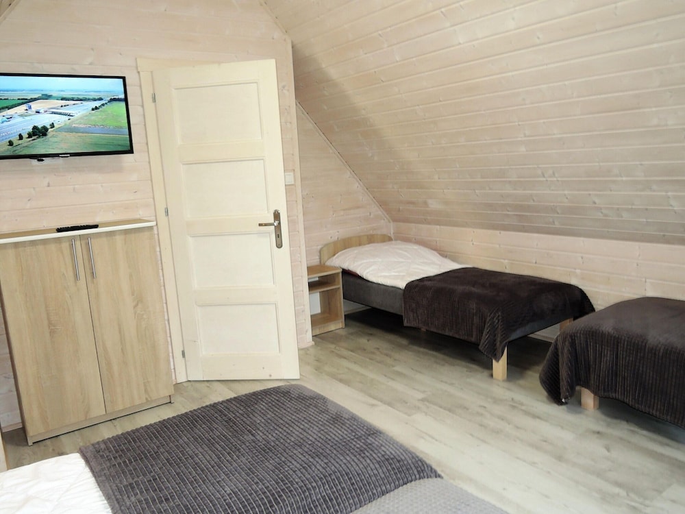 Holiday Home in Dziwnowek by Sea and Lake view 4
