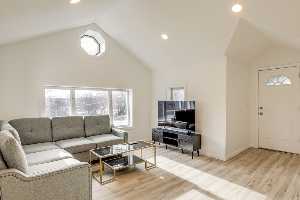 Home w/ Lake Views & Deck in New Jersey Highlands!