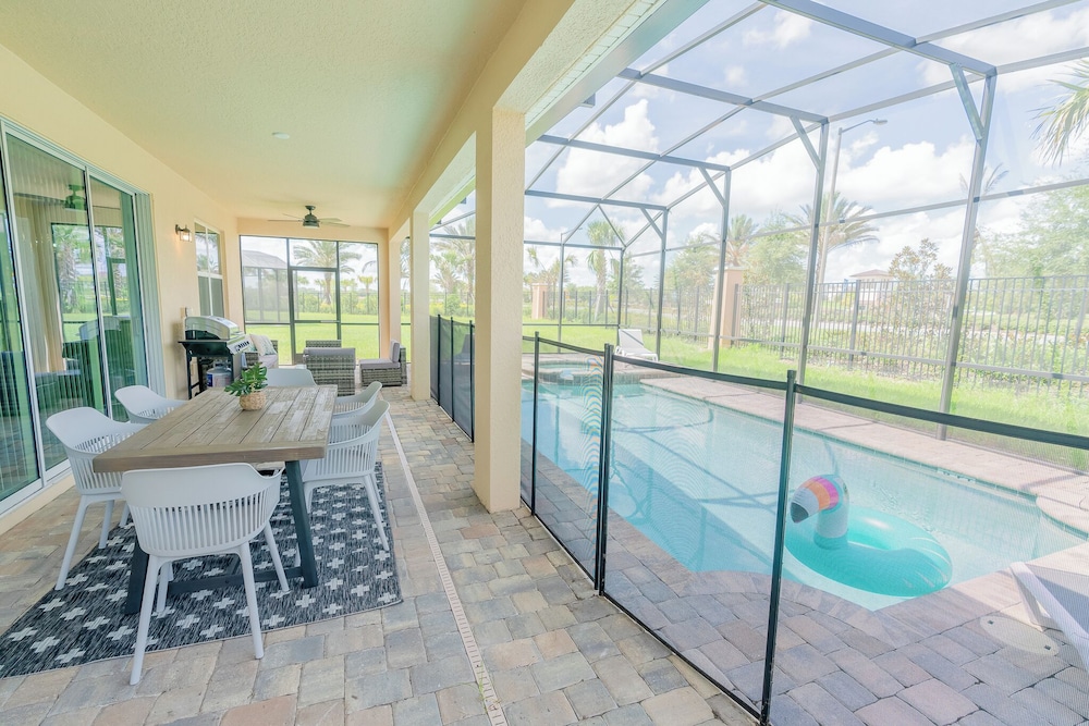 Step into a Fairytale 8BD Villa