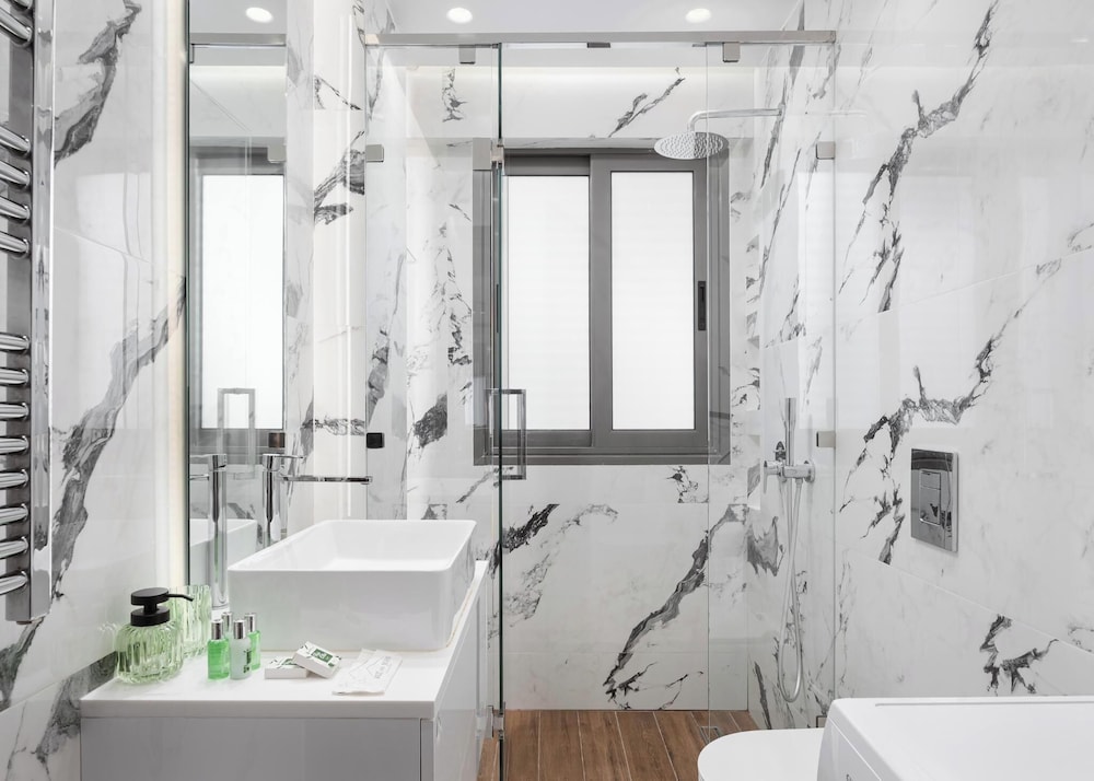 Glyfada Golden Stay