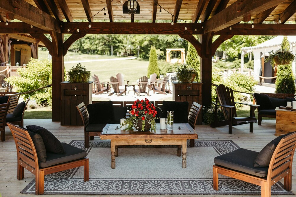 Whispering Springs Wilderness Retreat