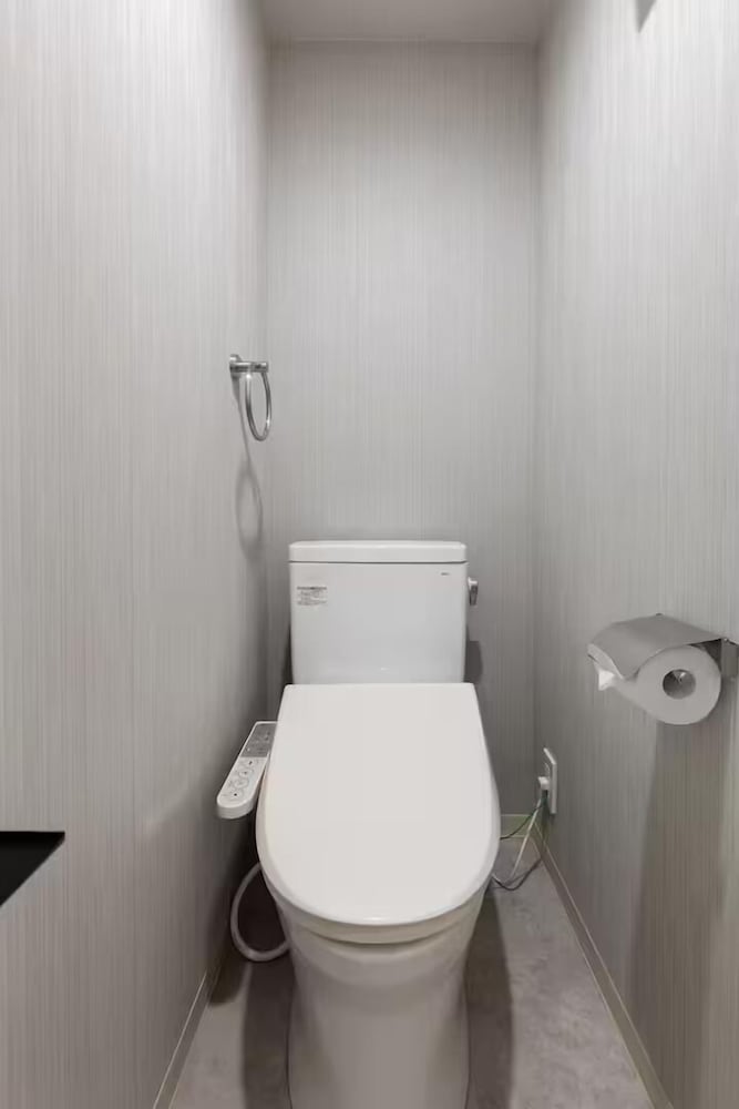 Namba Kuromon Central Self Inn