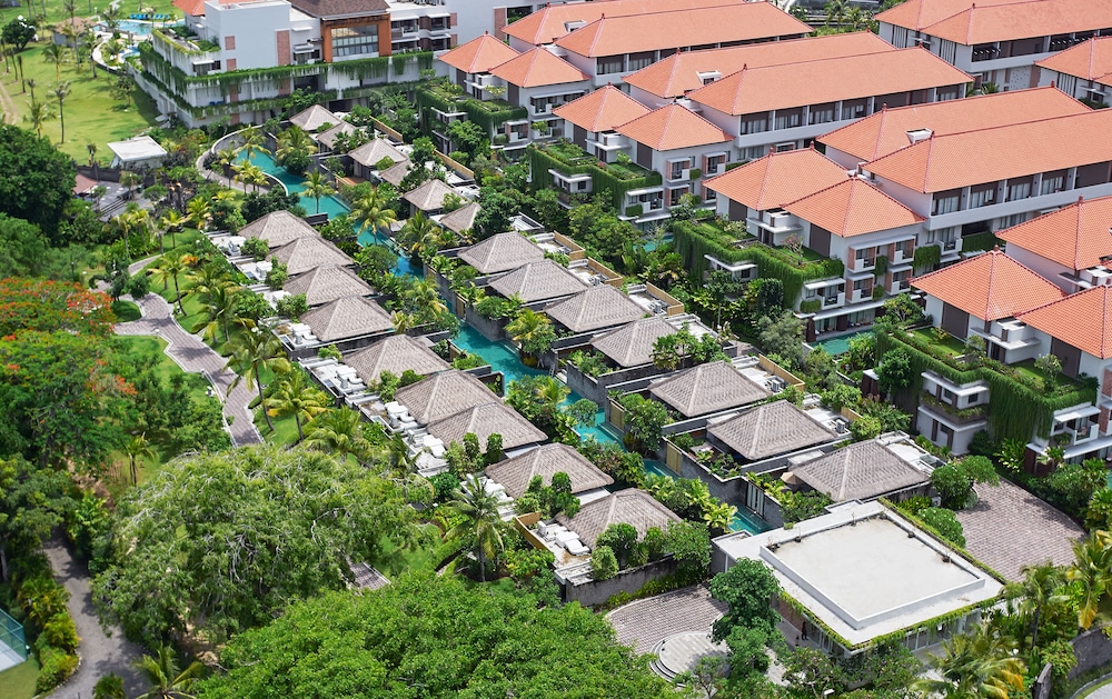 MERUSAKA Nusa Dua
