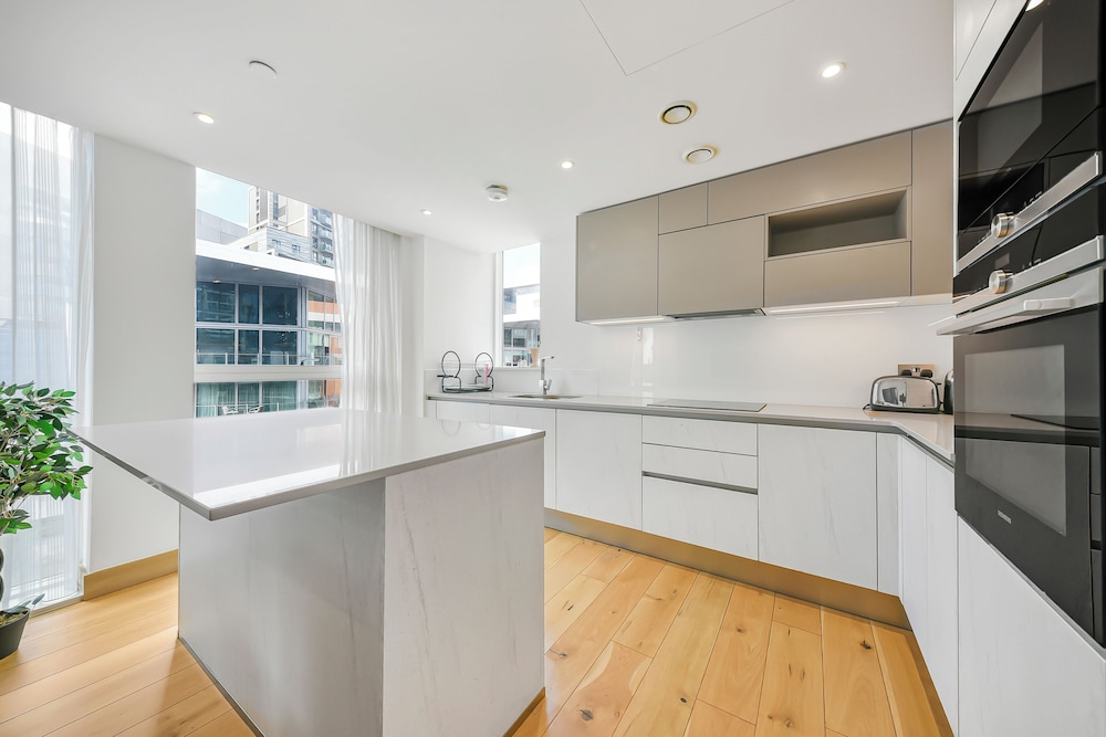 Paddington Ex LUX Flats
