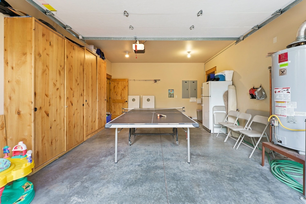 4 Red Fir 6 Bedroom Home