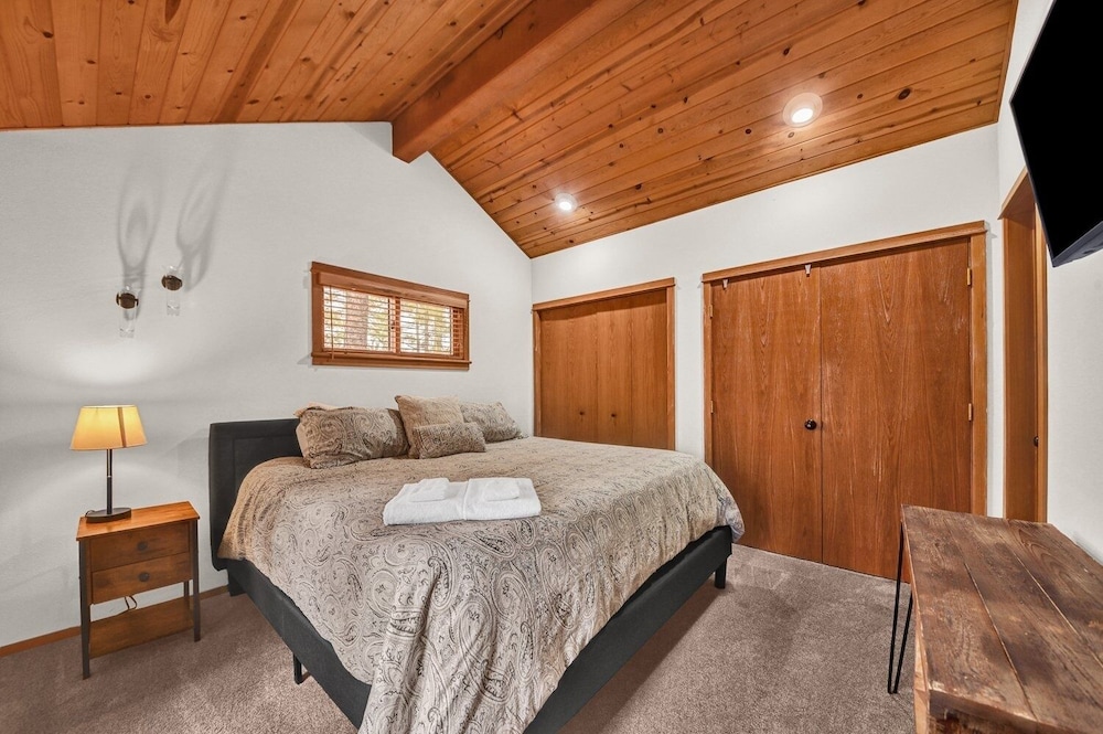 Otter 8 3 Bedroom Home