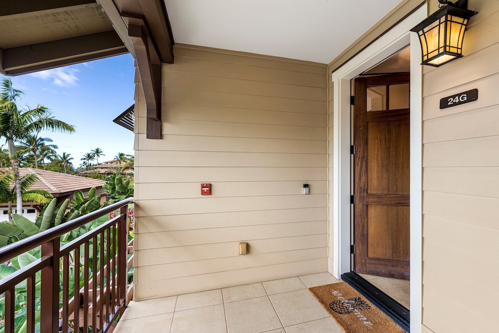 3 Bedroom Condo with Lanai, Grill, and Access to Recreational Facilities