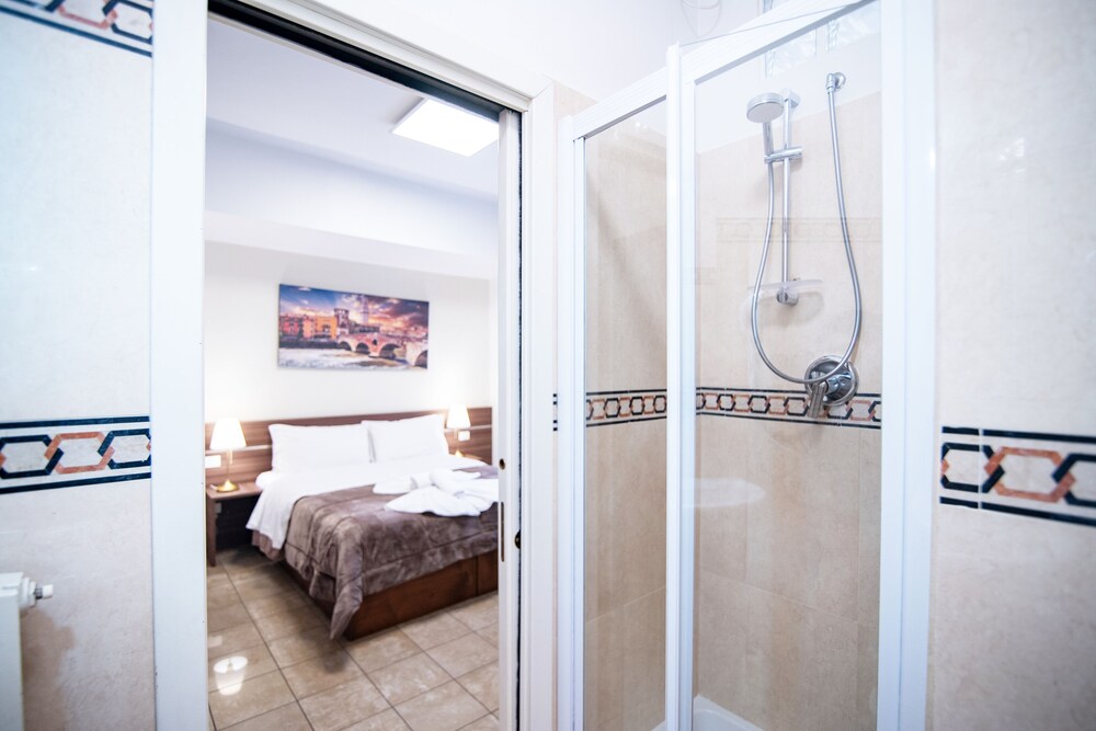 Vitti's home Verona 5