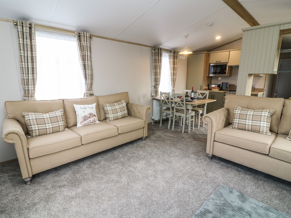 Hedgehog Lodge