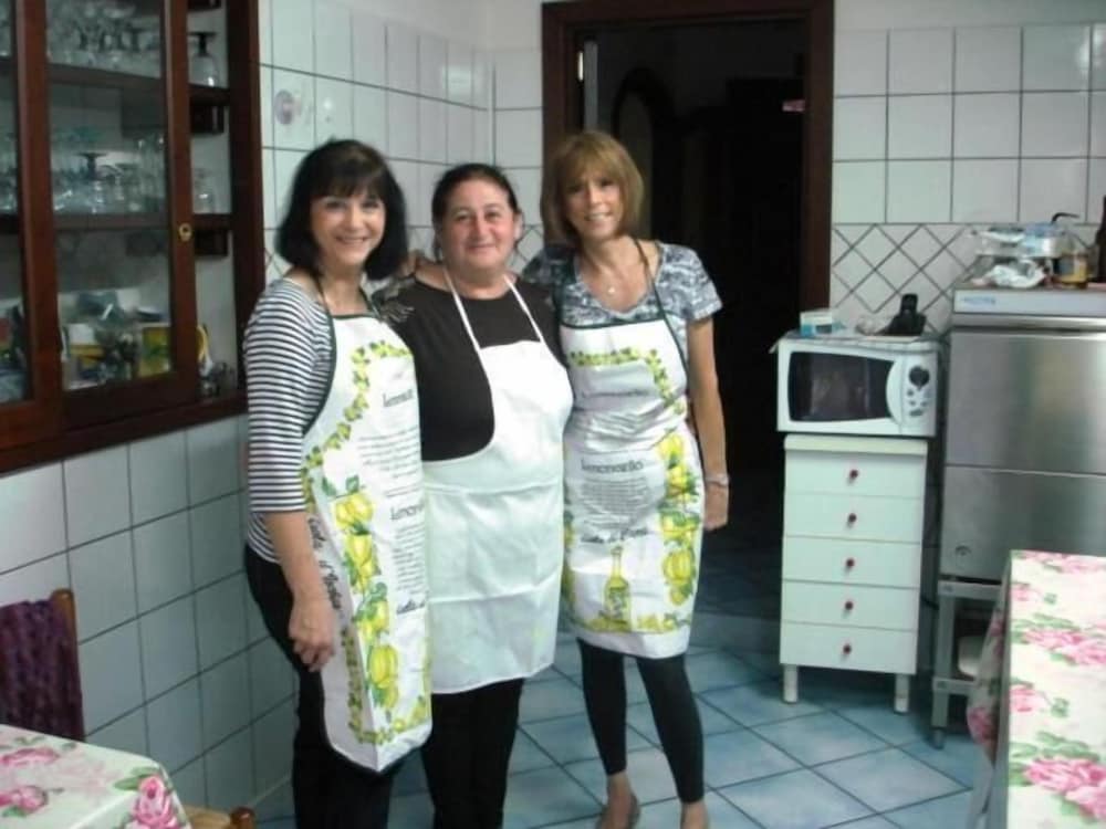 Photo 65
